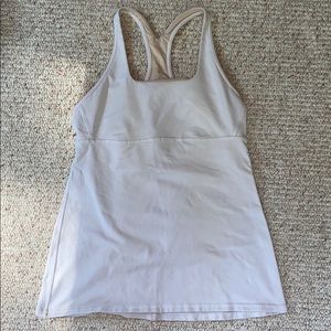 LULULEMON top